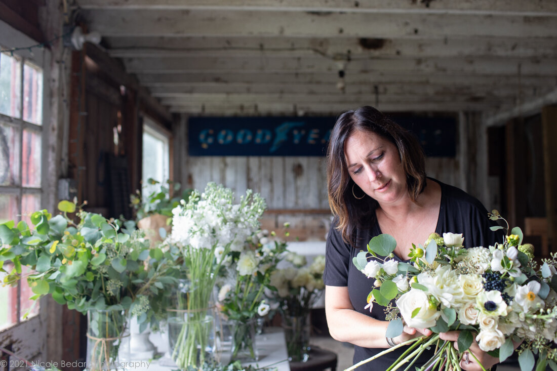 ct-brand-photography-for-barn-door-blooms
