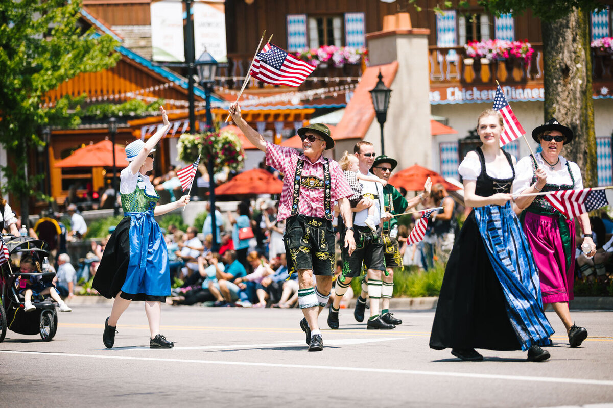 Bavarian-Festival-Parade-Frankenmuth-Michigan-15