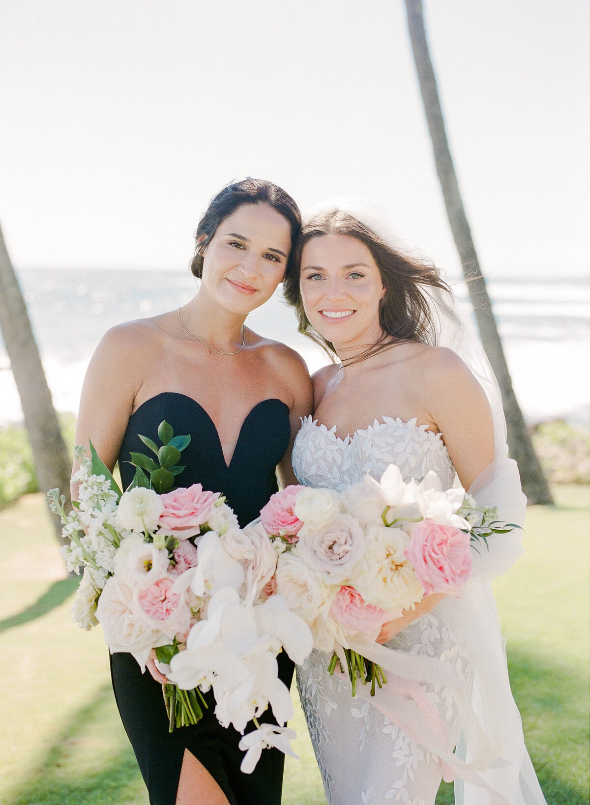 2 - Corinne & Nathan - Beach House Kauai - Kerry Jeanne Photography (73)