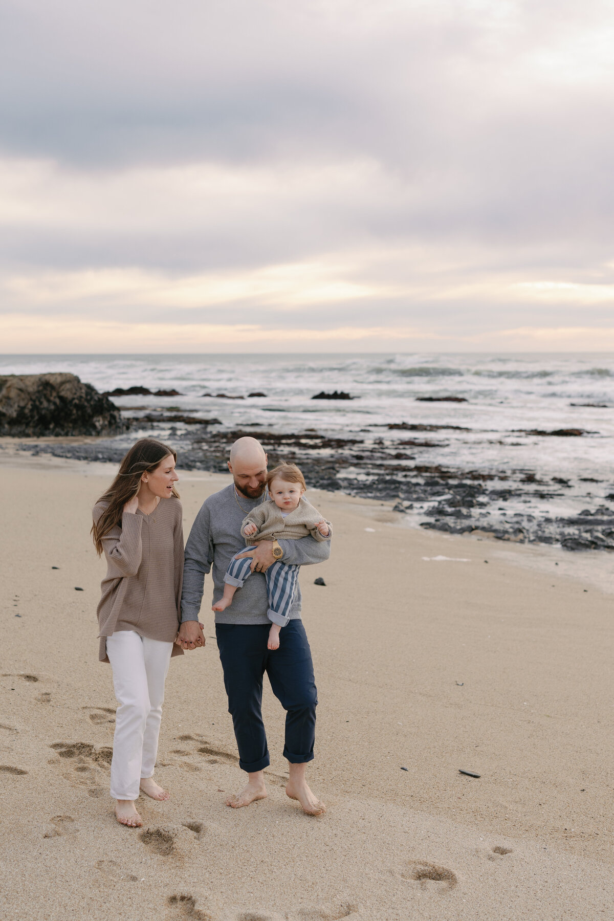 half-moon-bay-maternity-photographer