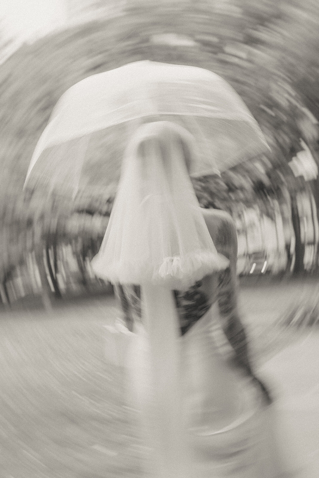 toronto-city-elopement-city-hall-edgy-nontradional-thedrake-rainy-day-cool-alternative-045