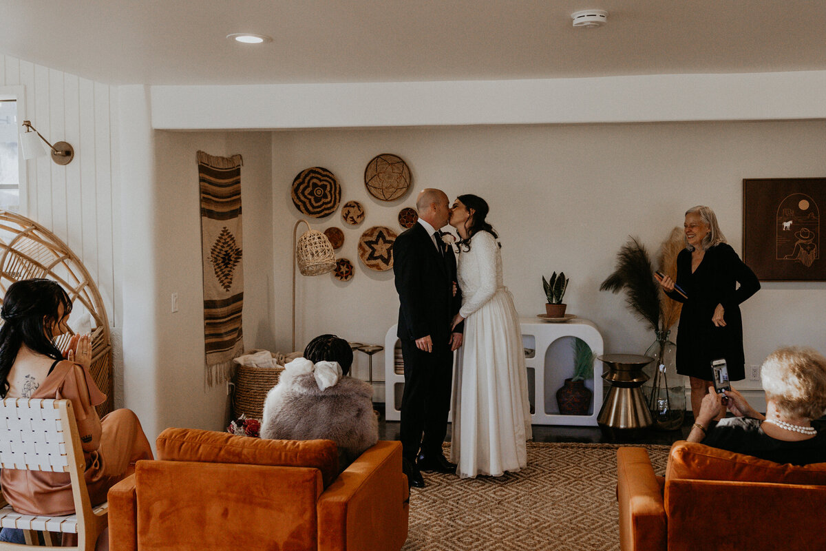 air-bnb-intimate-wedding-santa-fe-new-mexico-63