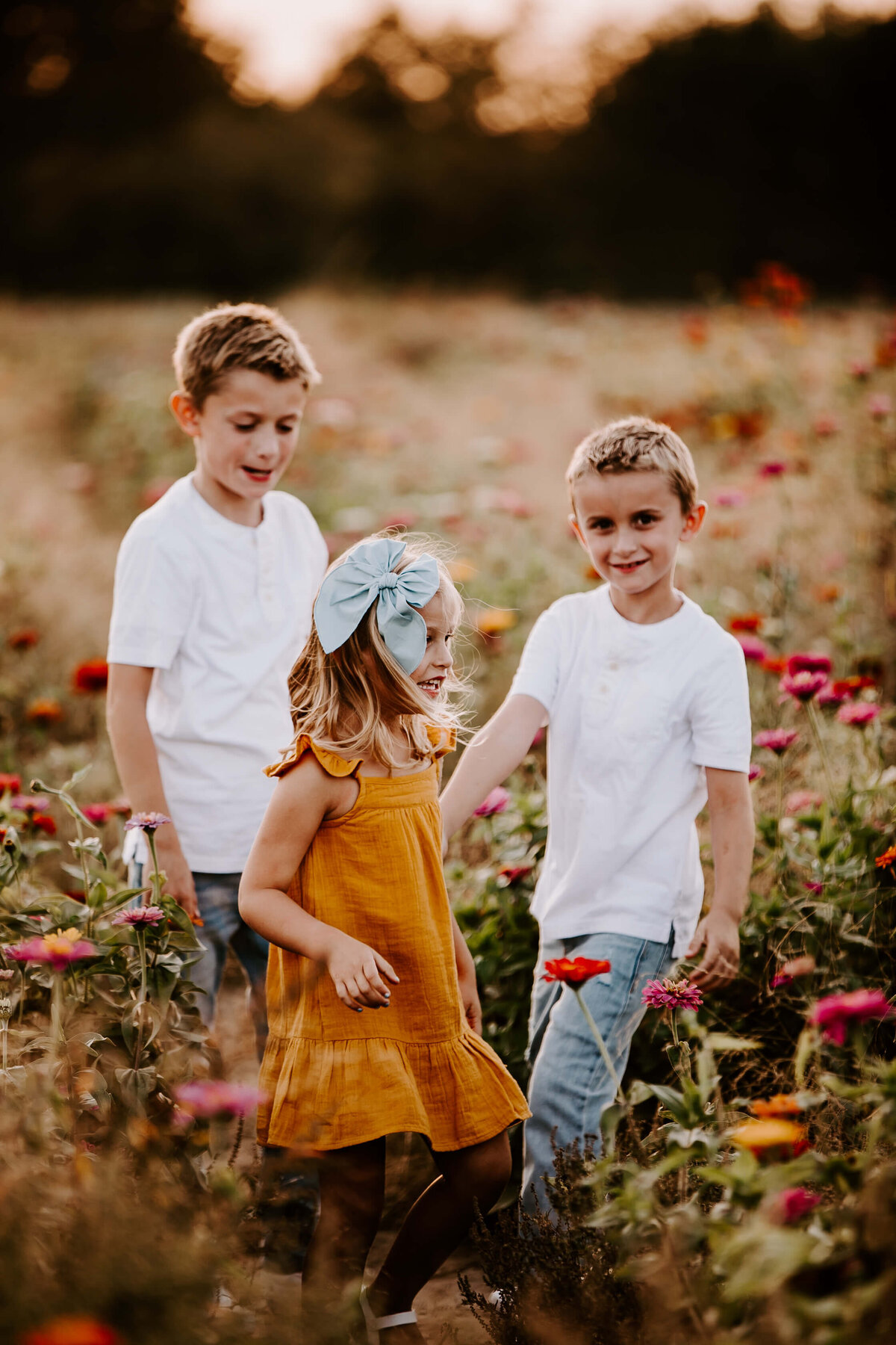 Sunflower-Field-Mini-Session-Family-Photography-Woodbury-Minnesota-Sigrid-Dabelstein-Photography-Thompson-119