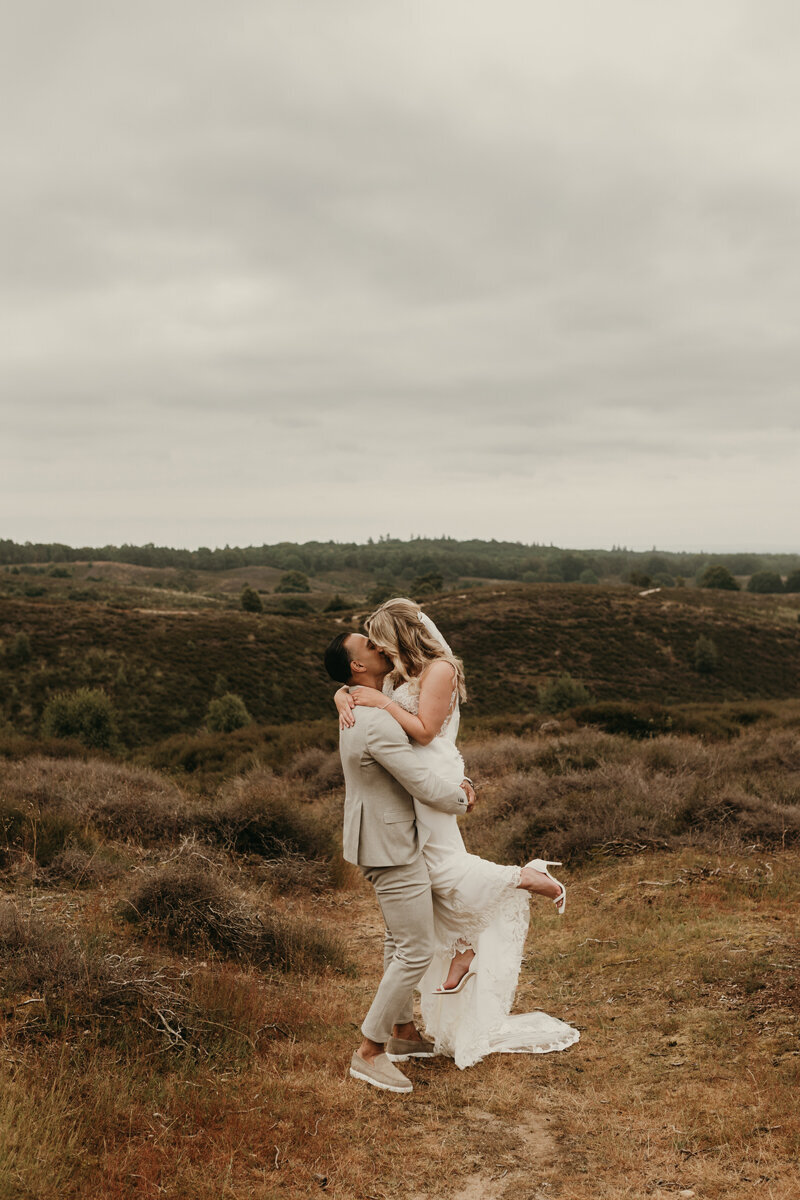 Karlijn-&-Kenan-trouwfotograaf-BlinkendBeeld