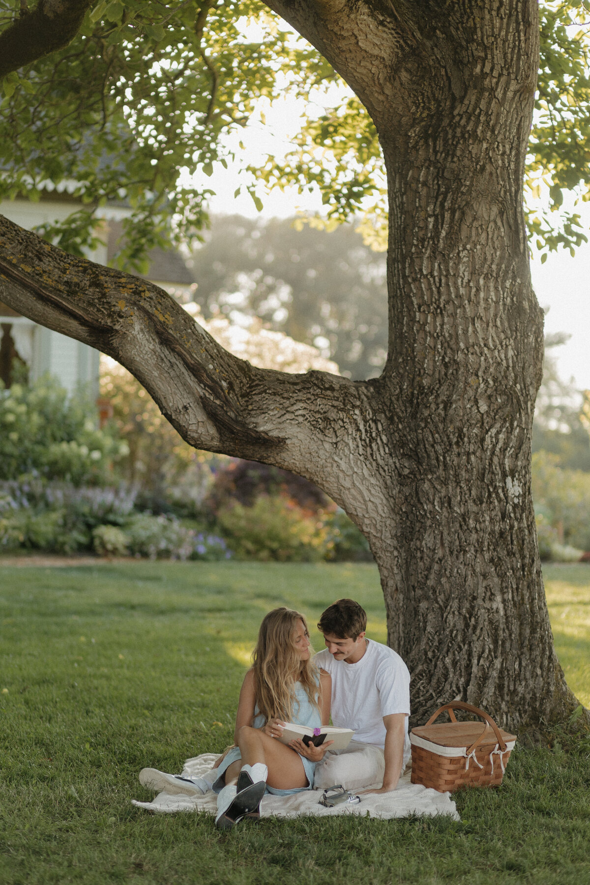 pnw engagement photographer