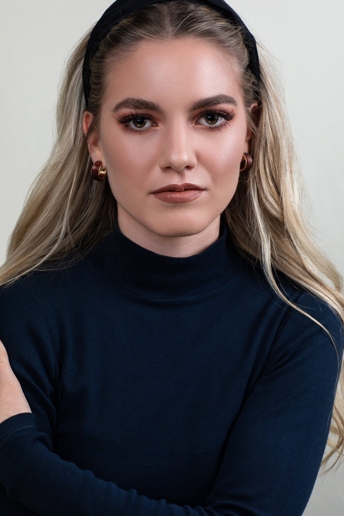 Sarah Schöb_Makeup_Artist_Schweiz_Styling_Ostschweiz_Hochzeitsmakeup_Hochzeitsfrisur_Mobile_Visagistin_modernes_Styling34_2048px
