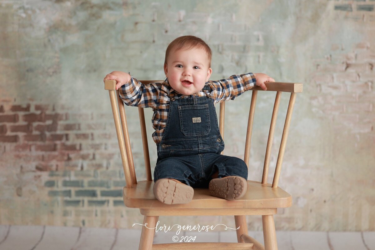 lehigh-valley-photographer-lori-generose-lg-photography-first-birthday-cake-smash-boy-macungie-pa