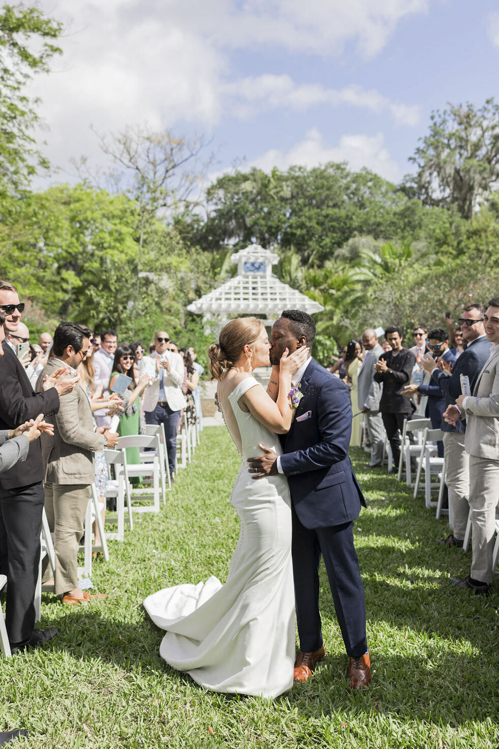 371 - Jackie&Cortez-Ceremony-HundredsofMoments-250405-258