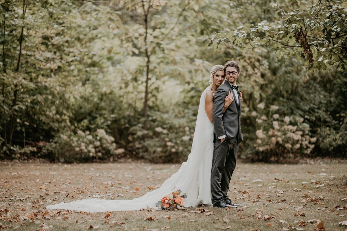 Brit-Rader-Photography-Fall-September-Indiana-Wedding-Stonegate-Manor-Benton-Harbor-Michigan-1097