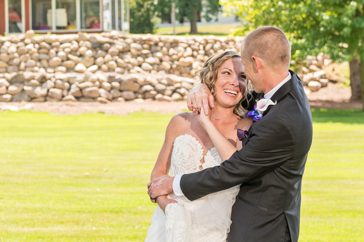 Detroit-Wedding-Photographer-The-Landing-050