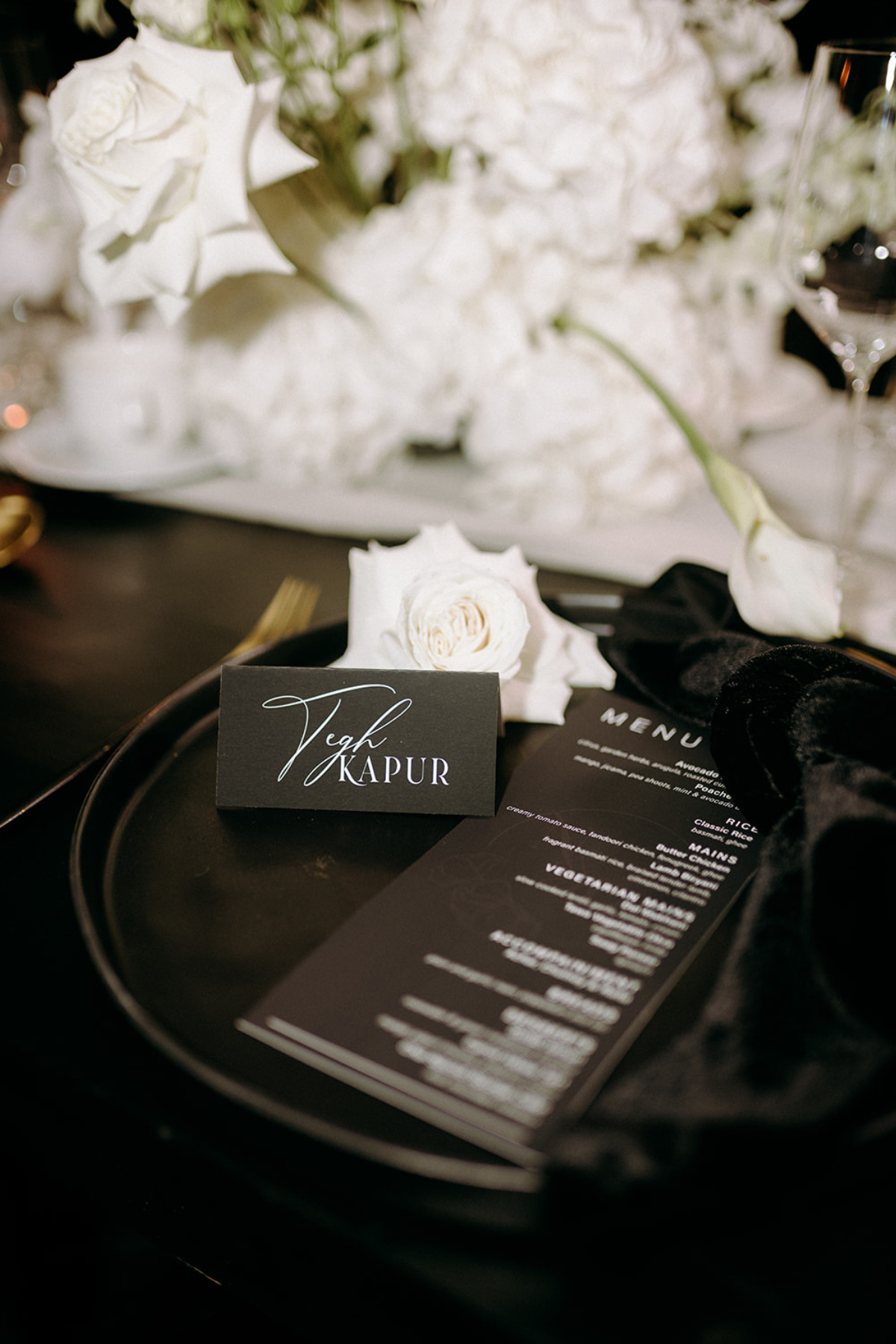 black-white-gold-wedding-reception-menu-place-card-napkin-rose