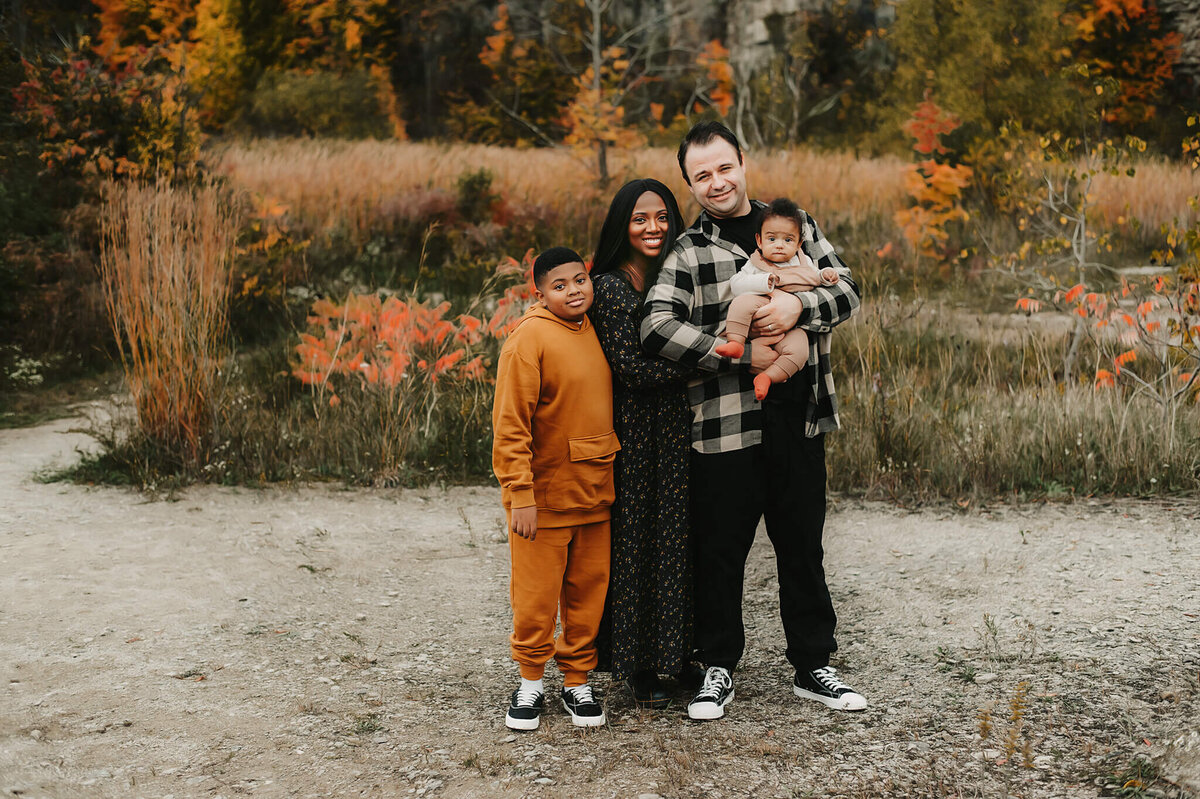 Family outdoor session at Kerncliff Park in the Greater Toronto area, by Tamara Danielle Photography, Hamilton Family Photographer