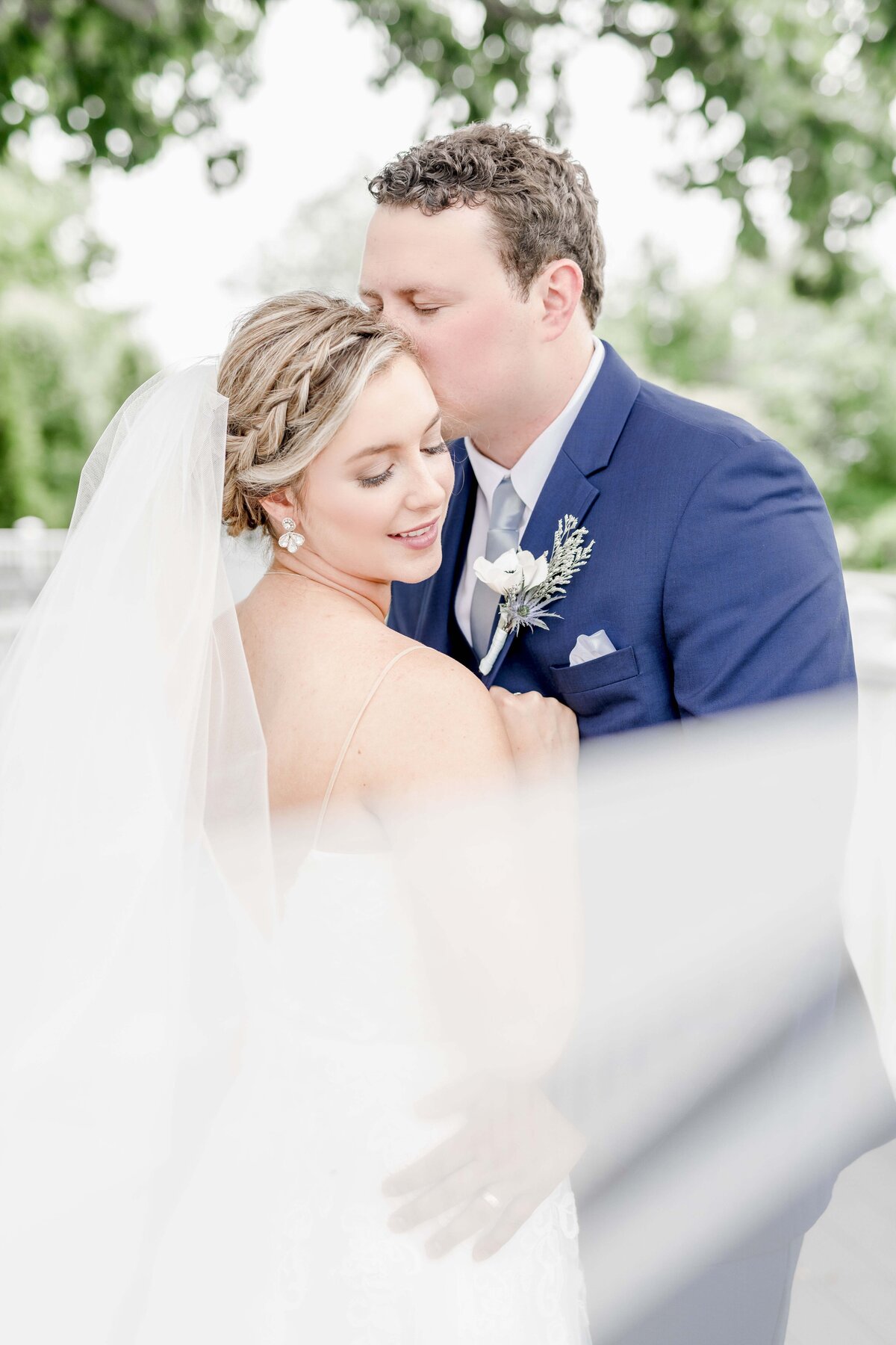 Romantic-Wedding-Photography-Indianapolis-Indiana