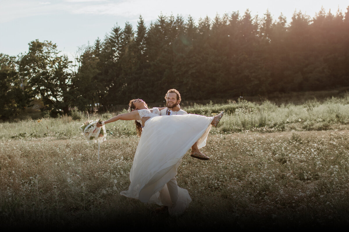 Fort-Worth-Wedding-Photographer-Megan-Christine-Studio-HeaderDesktop-32