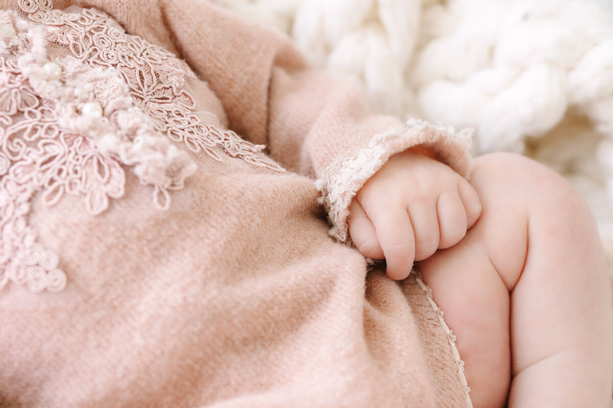 Sanderson - Newborn-35