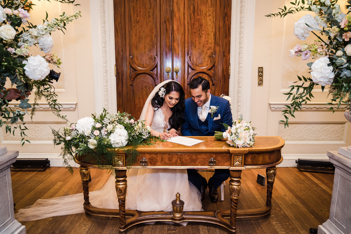 hedsor-house-italian-theme-wedding-photography-31