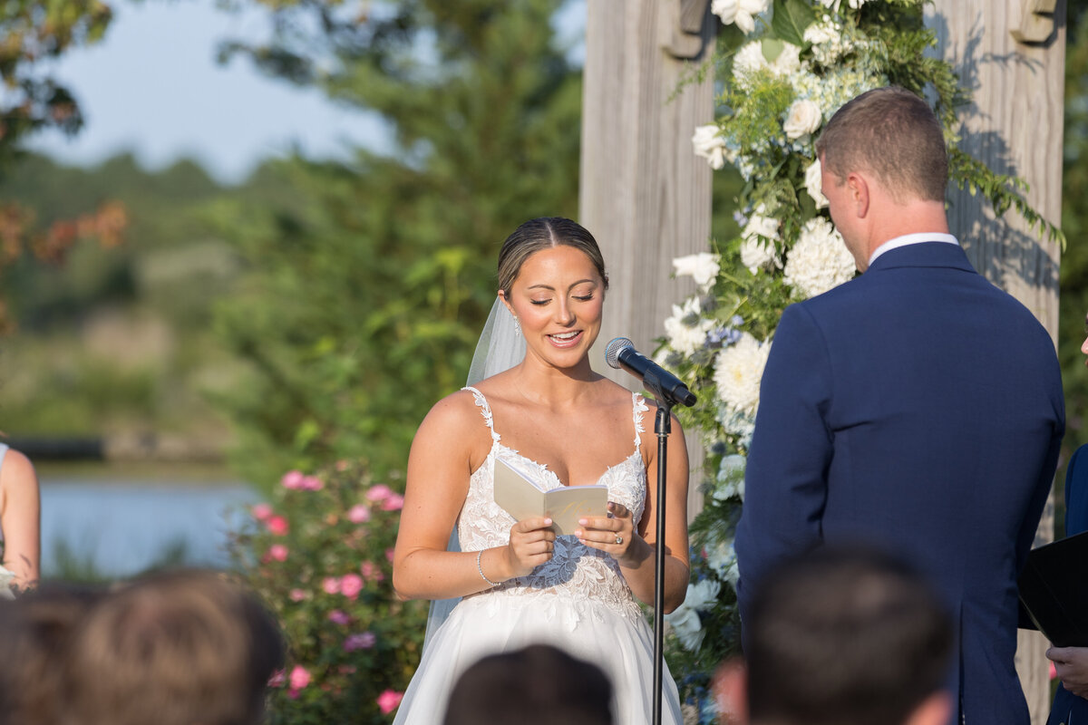 SouthJerseyWeddingPhotographer_RenaultWInery_49