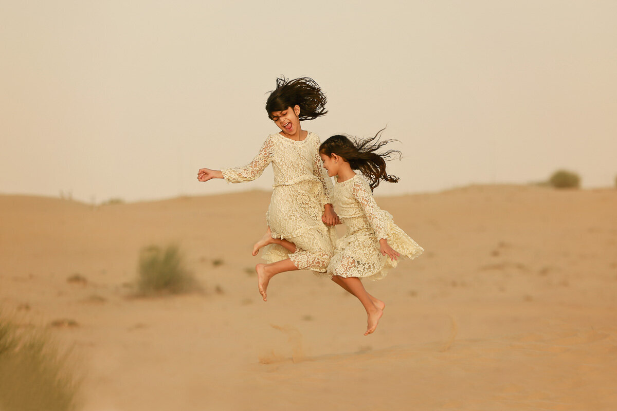 Girls in the desert_UAE Photographer