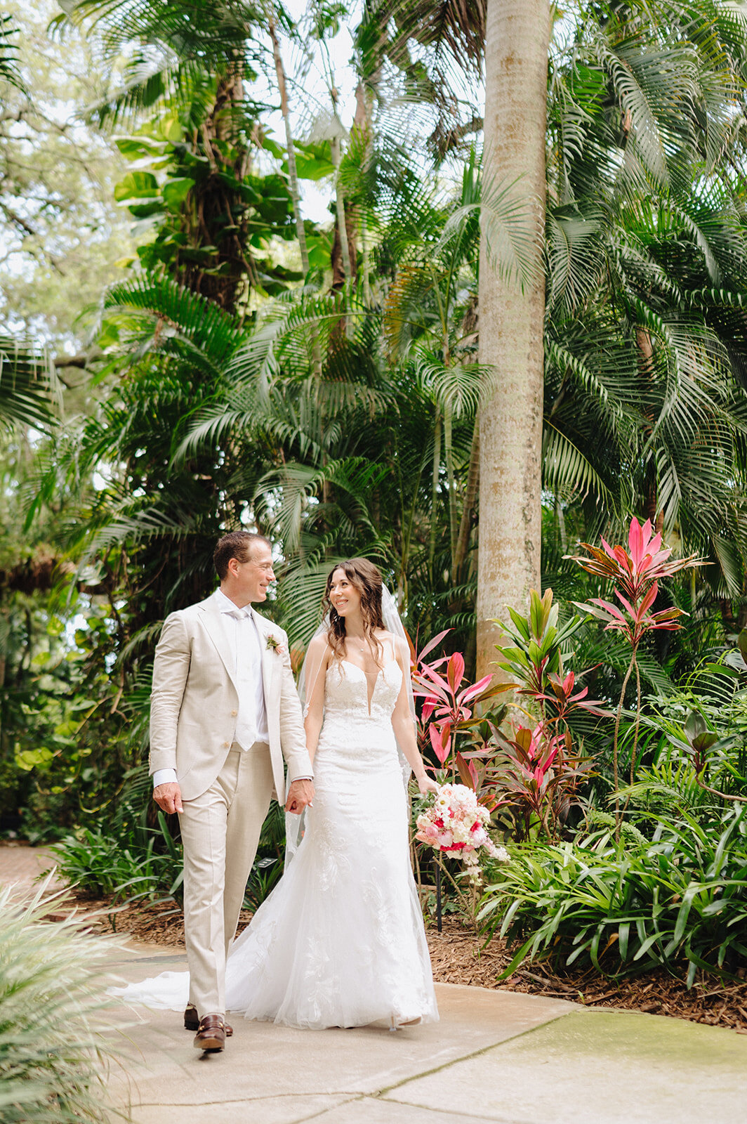 a-mcneile-photo-sunken-gardens-elope-in-st-pete-chantilly-chic-celebrations-6