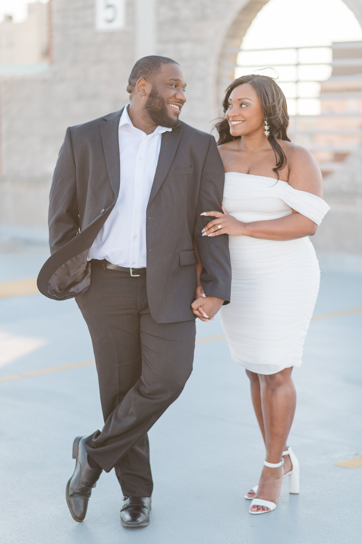 downtown-wilmington-nc-engagement-photos-14