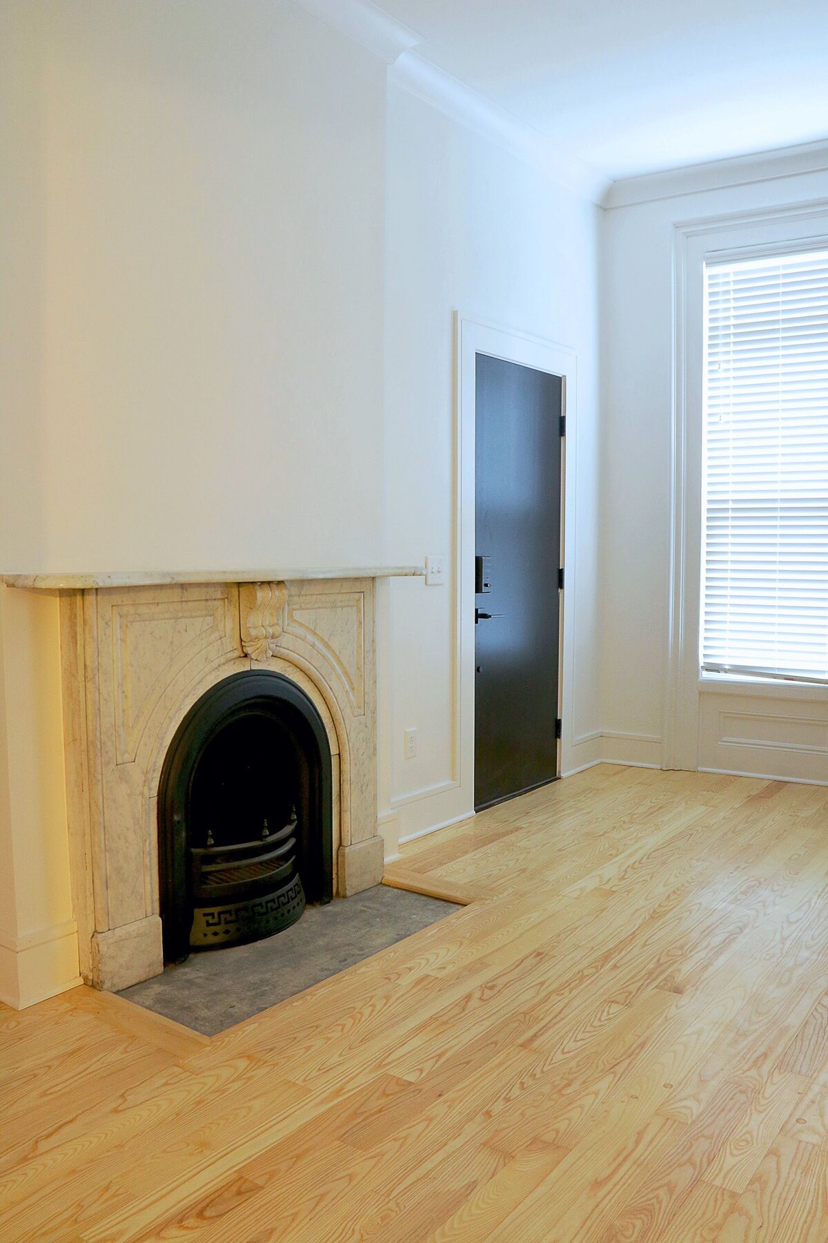 Bace Build_Classic Restoration Meets Modern Minimalism_Brick Masion Renovation To Modern_4