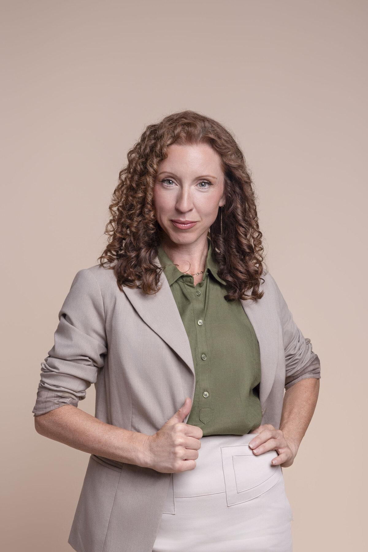 Aviatra-cincinnati-personal-brand-photos-Jennifer Blackburn-your-brand-compass-2150