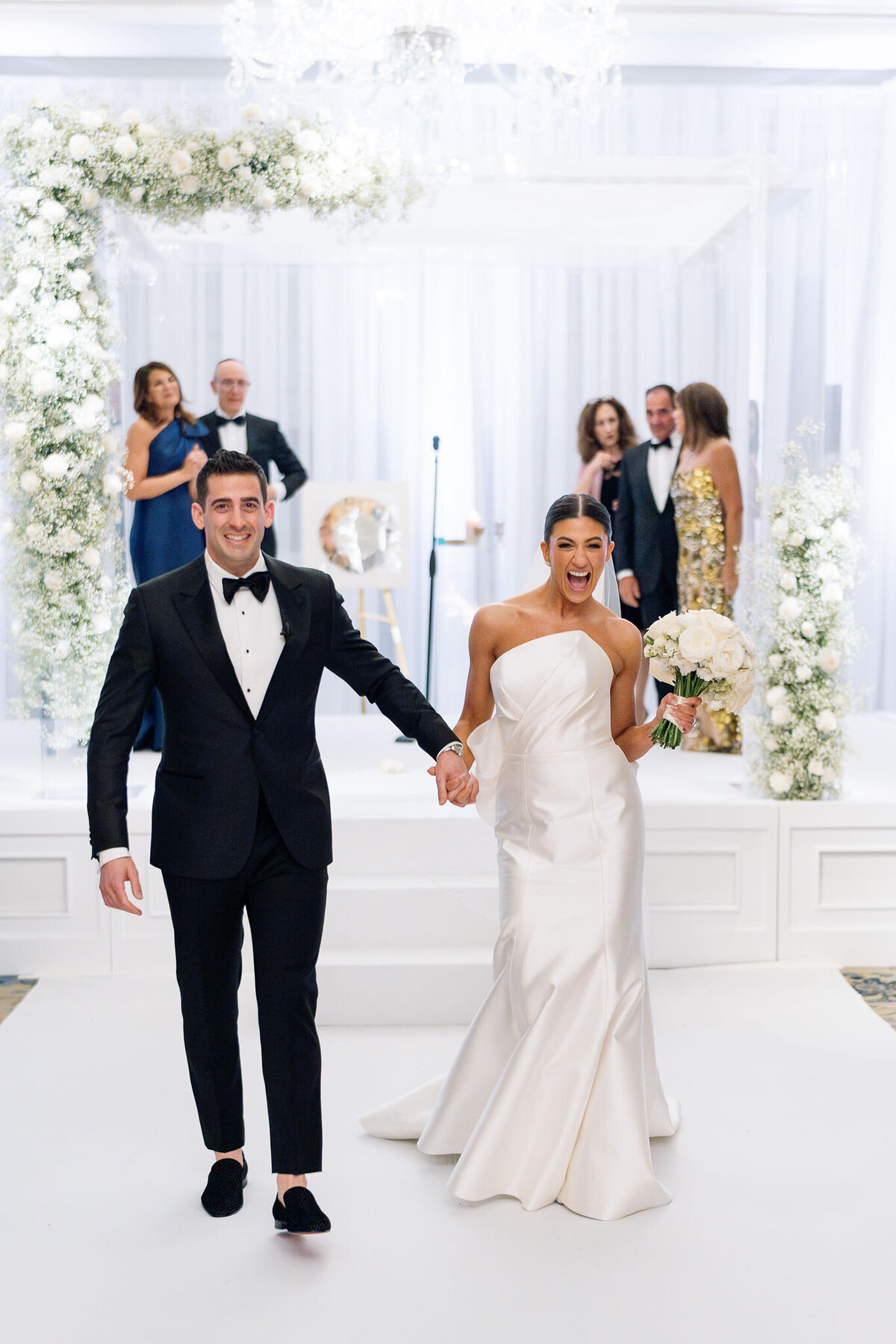 60-ritz-carlton-bride-groom