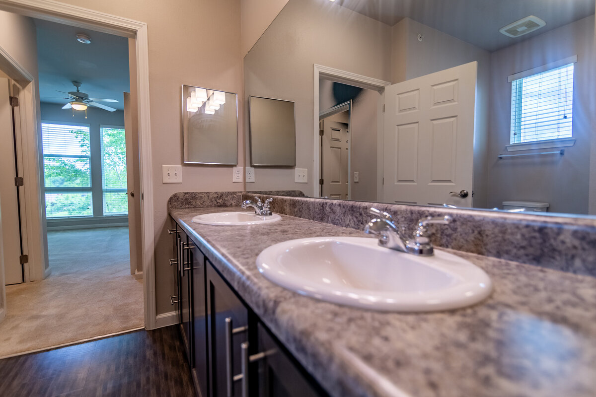 042924ATLGranite Crossing-87