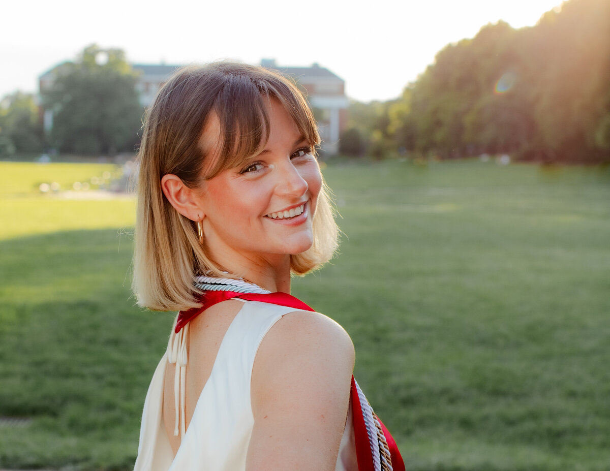 69_Grace_Hayden_Grad_Shoot2024_©MariaOrtiz2024