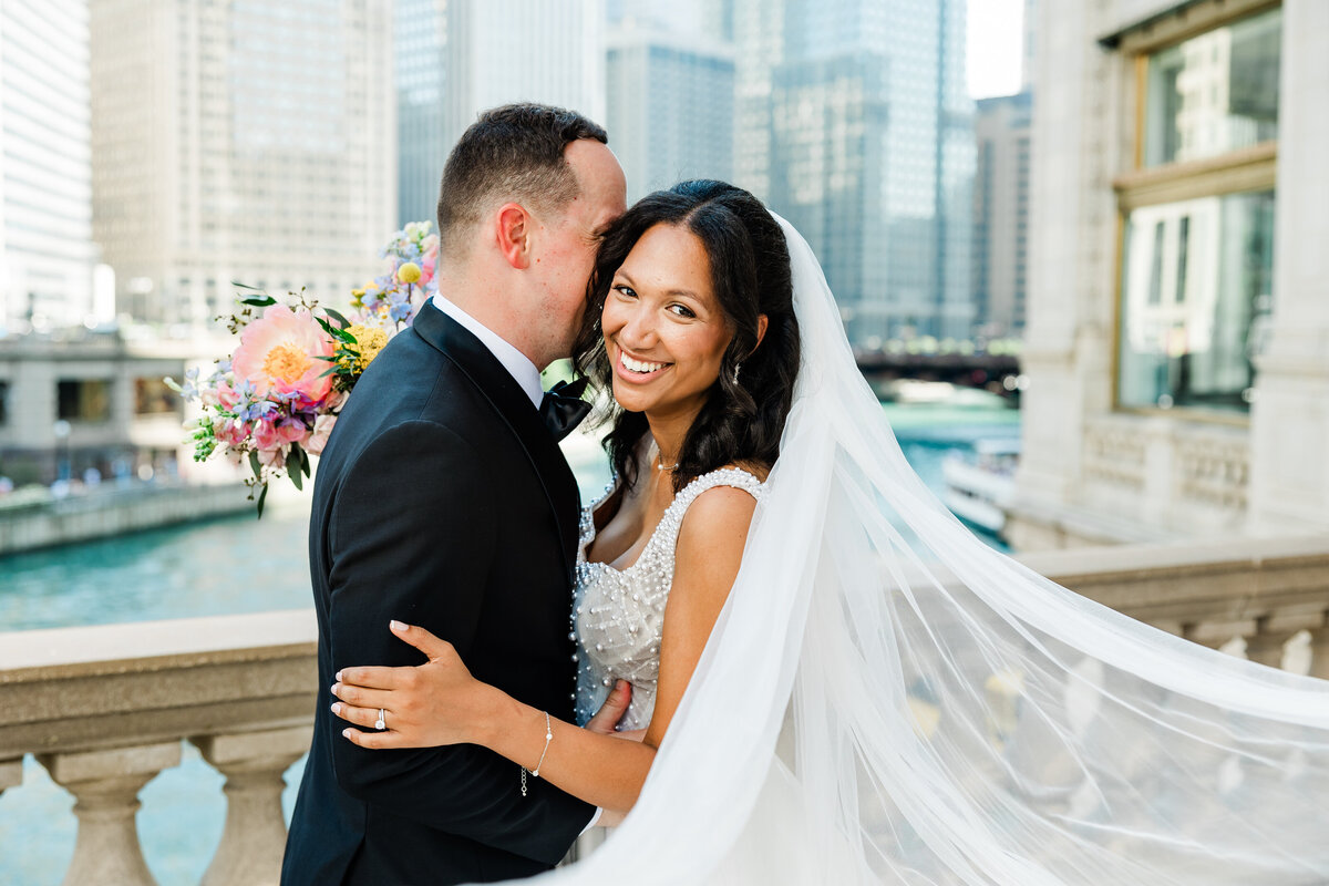 Summer WEdding at Harold Washington Library Chicago Expedition Joy Photography-58