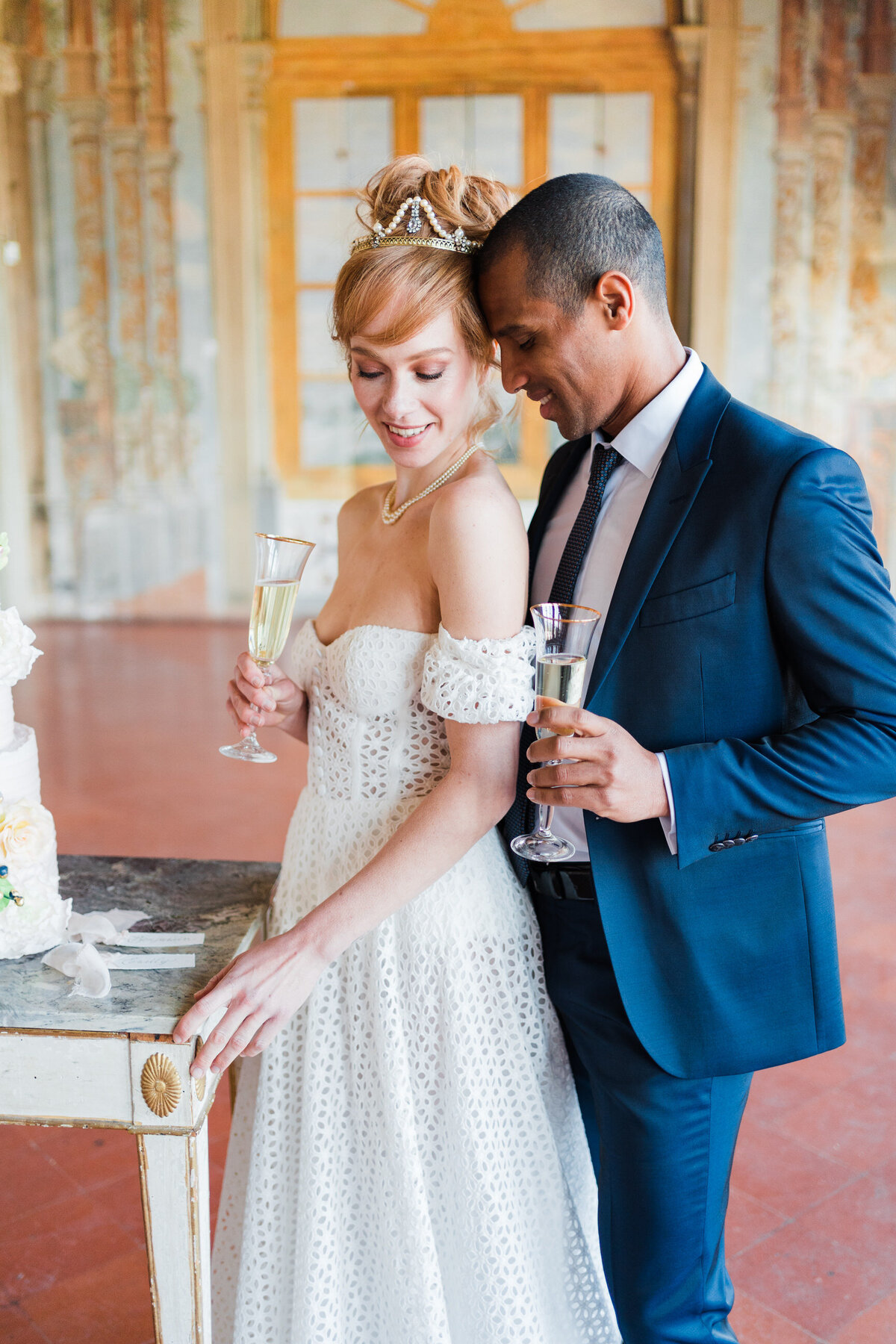 Bridgerton-inspired-wedding-Tuscany-photographer-50-1