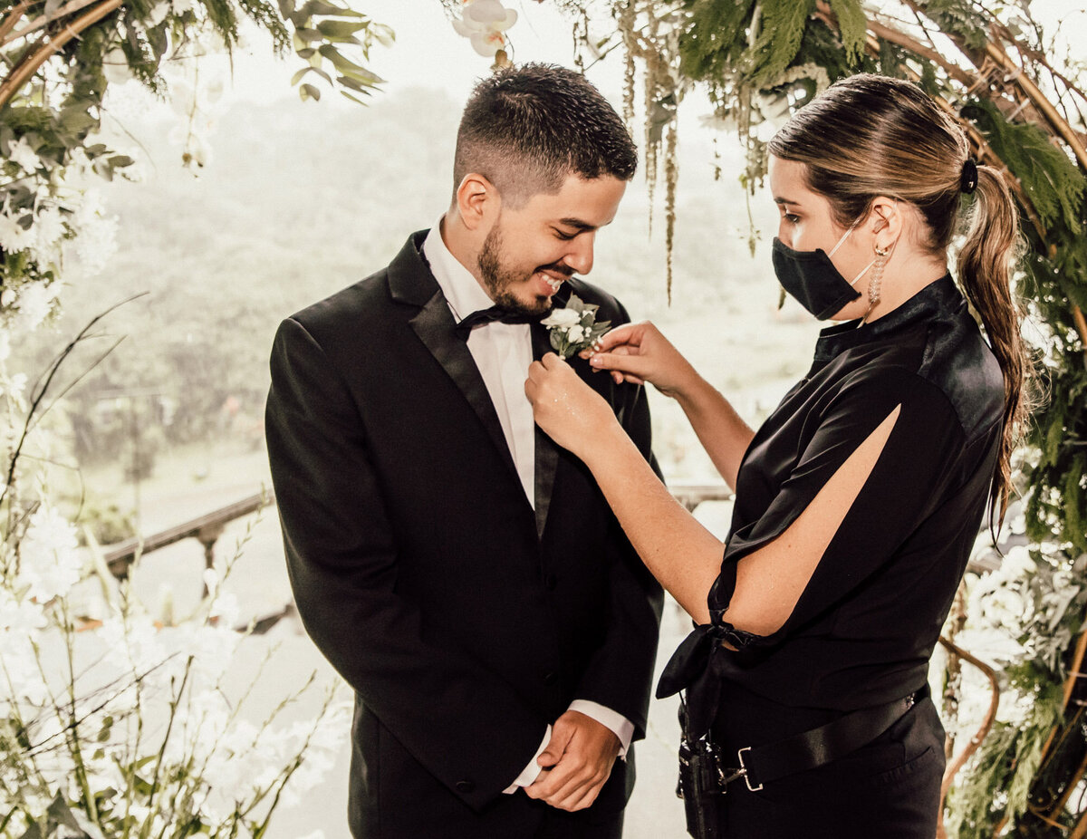 Nayelli-y-Felix-Villa-Blanca-Costa-Rica-Luxury-Wedding-11