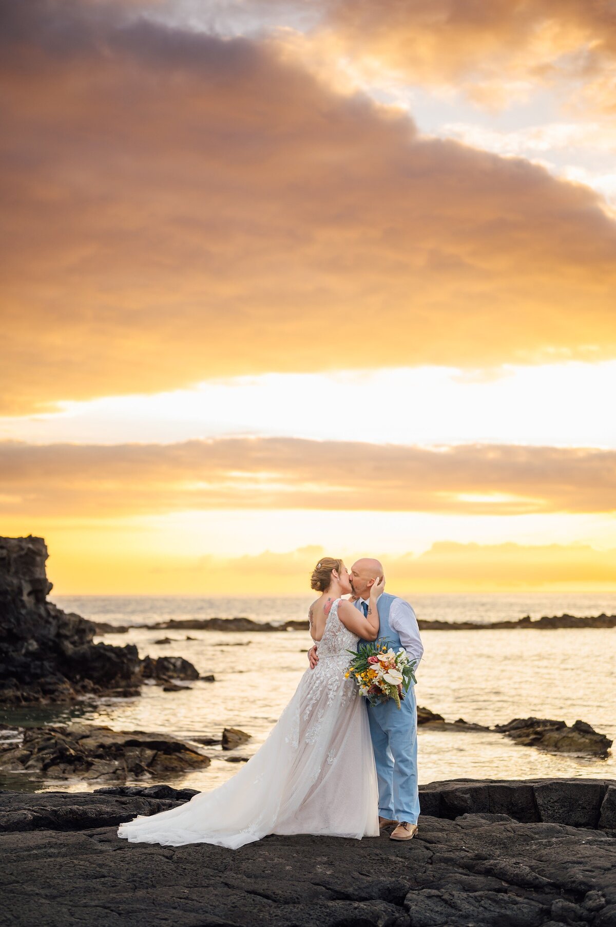kikaua-point-beach-elopement_0125