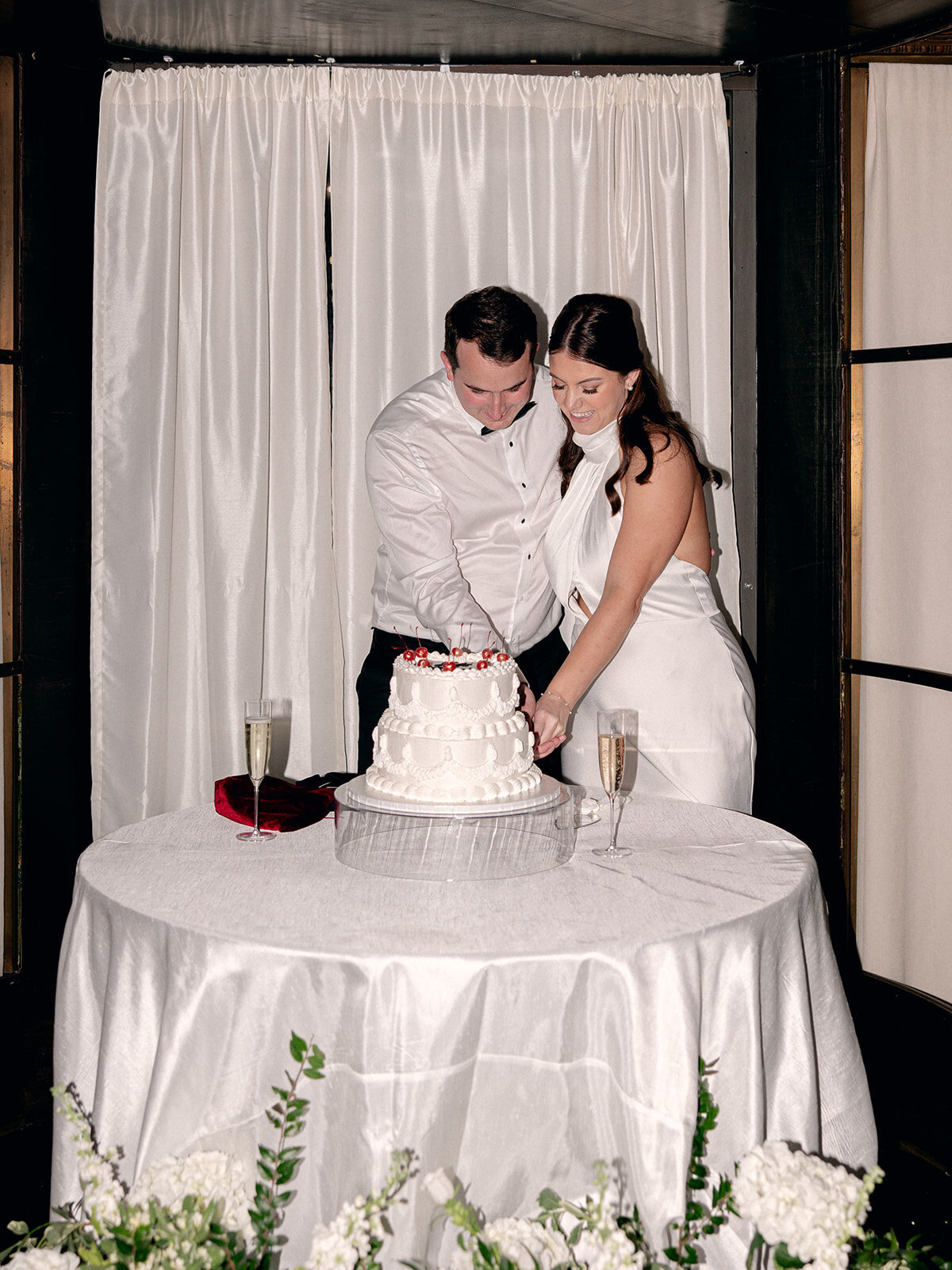 2024-04-20_Vittoria+NicholasBertlingWedding_MollyMurphyPhotography-68