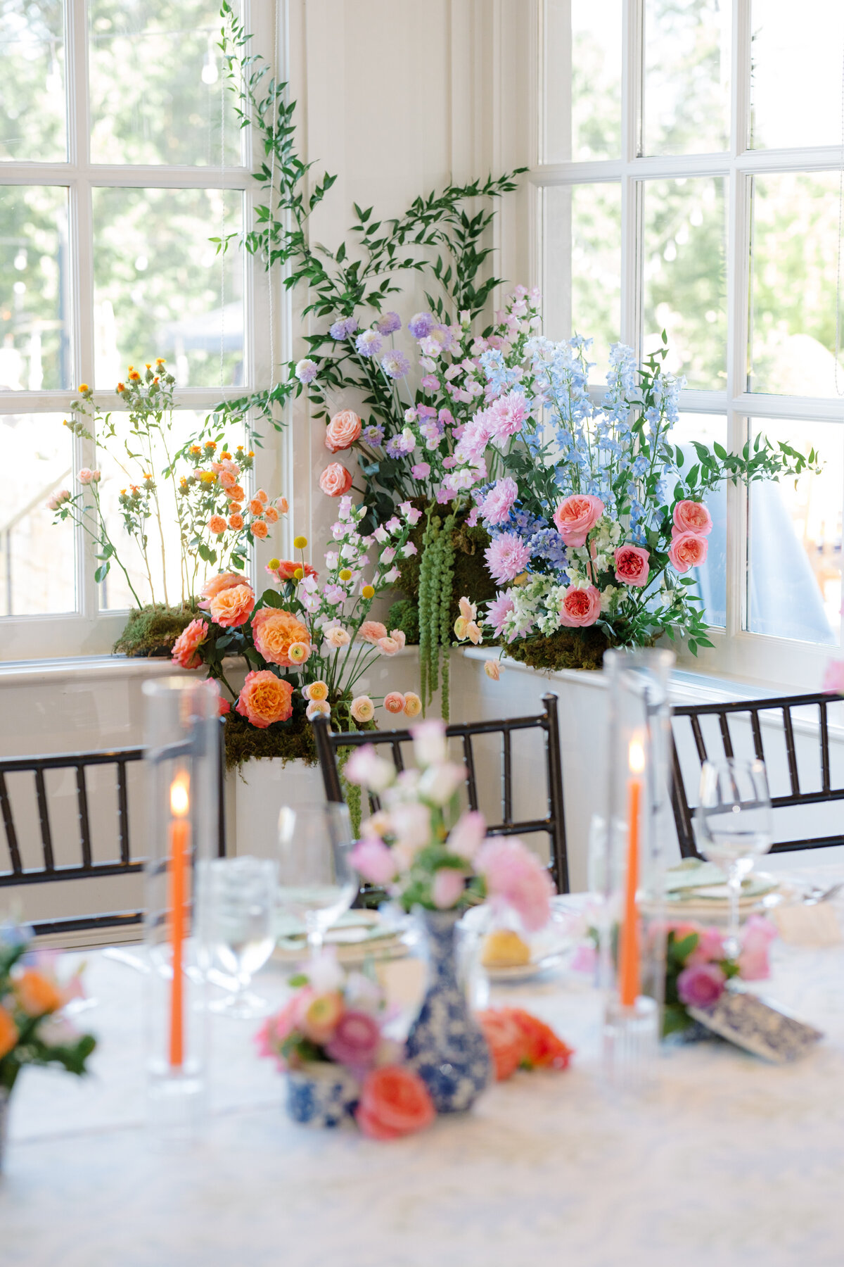 colorful reception flowers at Mission Hills Country Club Kansas City wedding