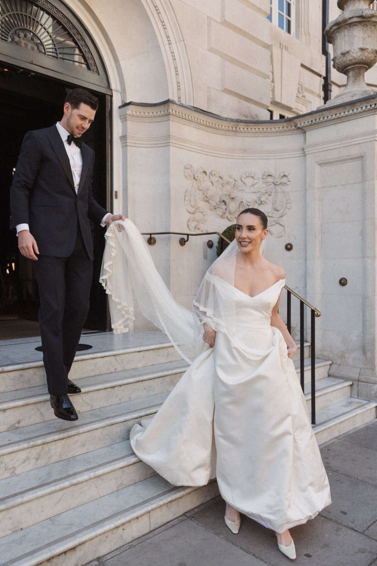 Amanda&OliverWedding-0570