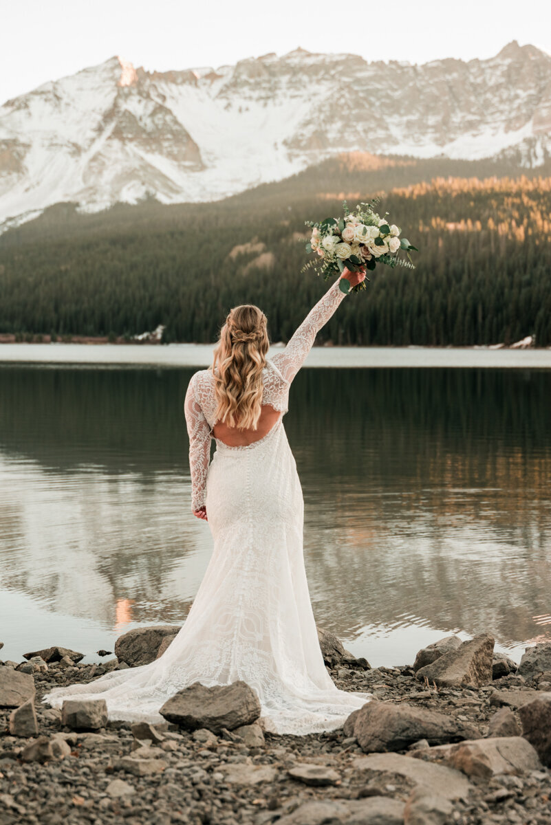 telluride-elopement-cold-plunge_1075_blog