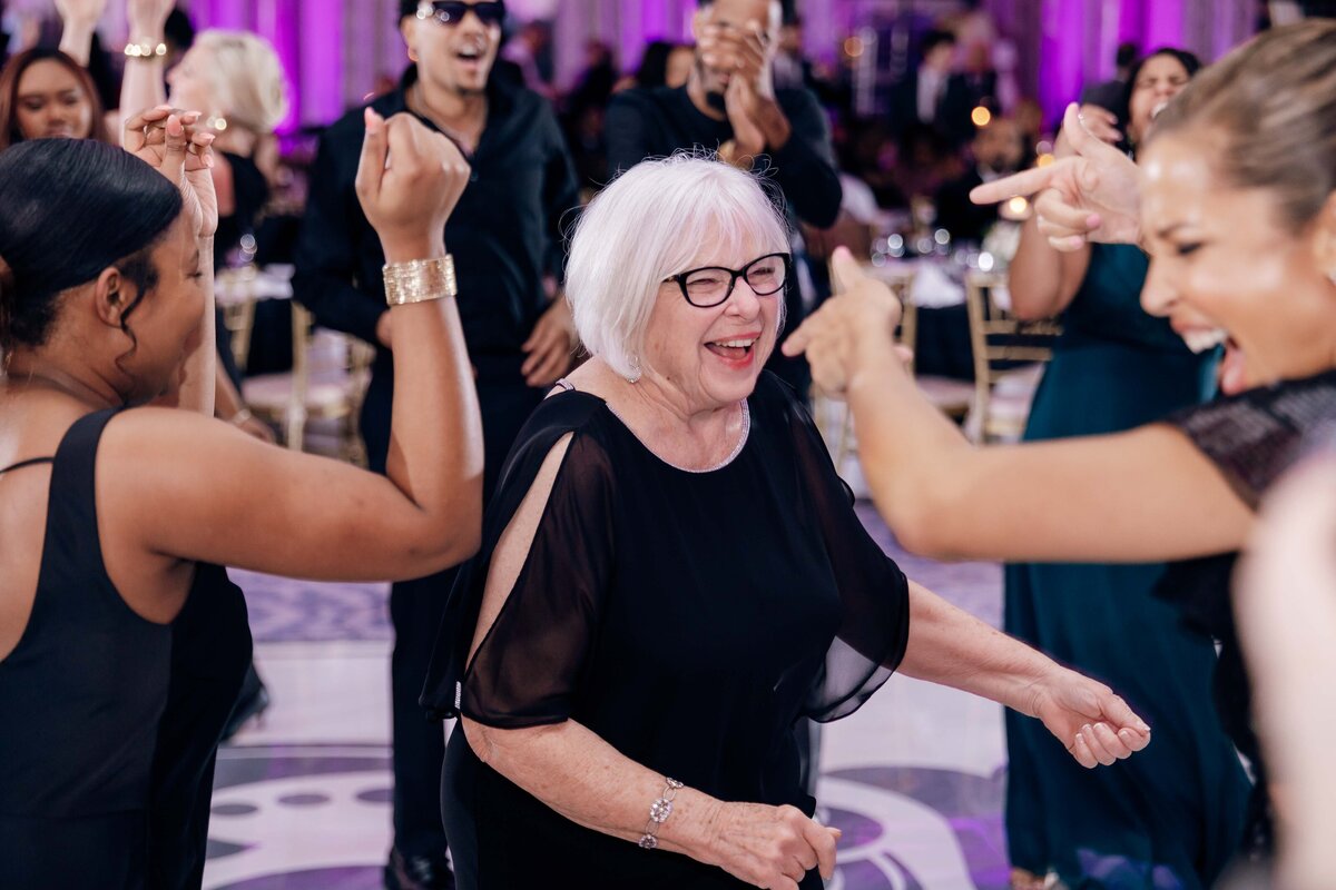 Reception-256