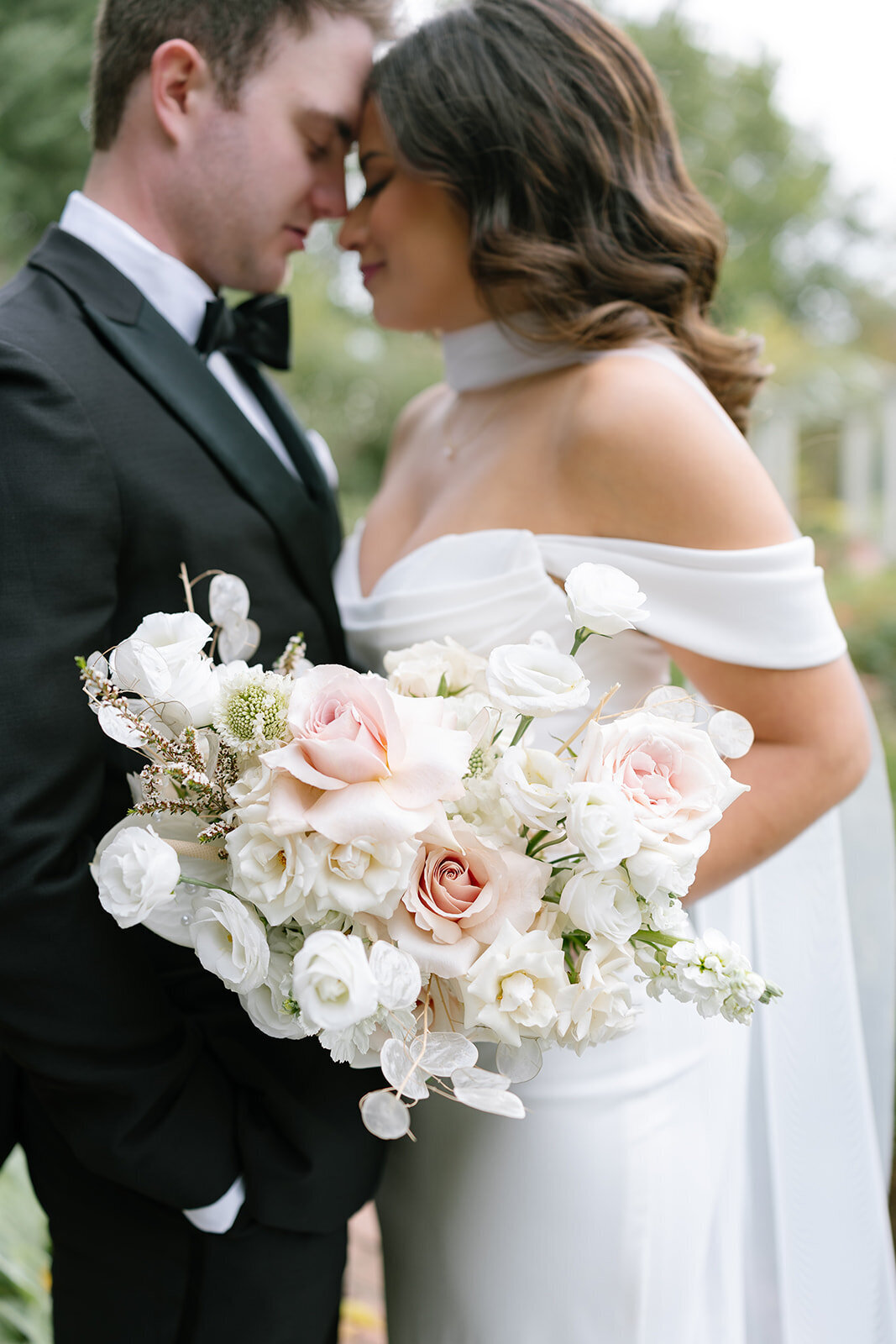 meadow_brook_hall_fall_wedding_loui_photography_michigan_wedding-11
