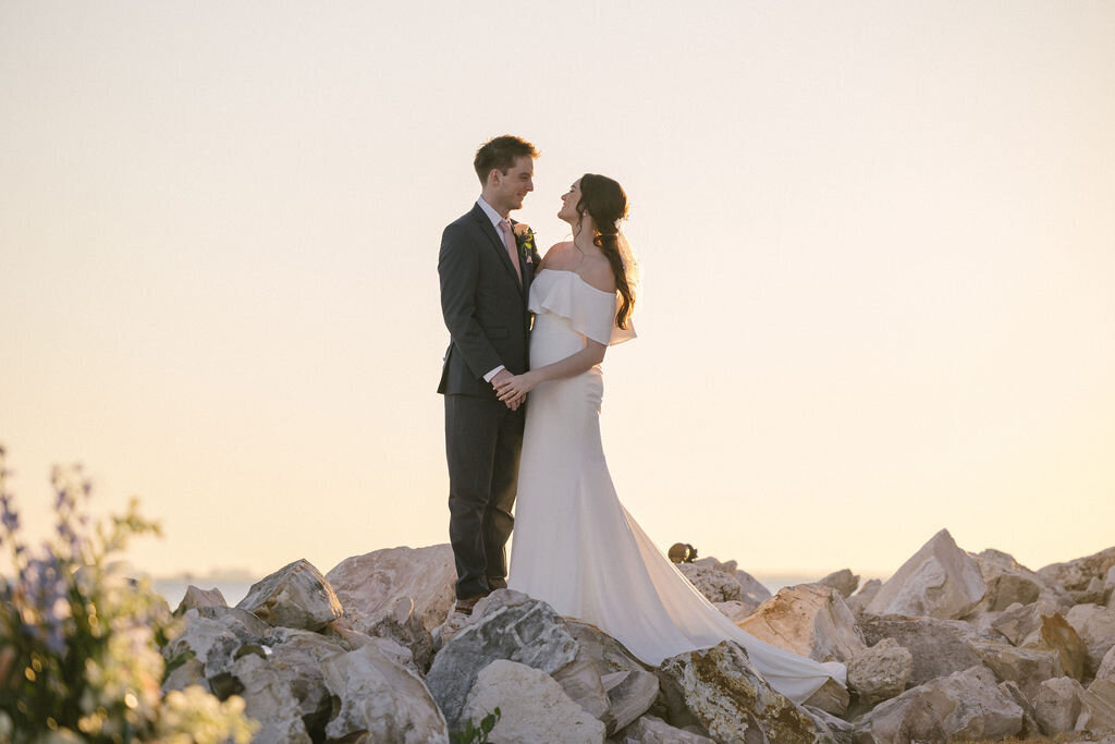 emily-plank-photo-the-current-hotel-elope-wedding-chantilly-chic-celebrations-18