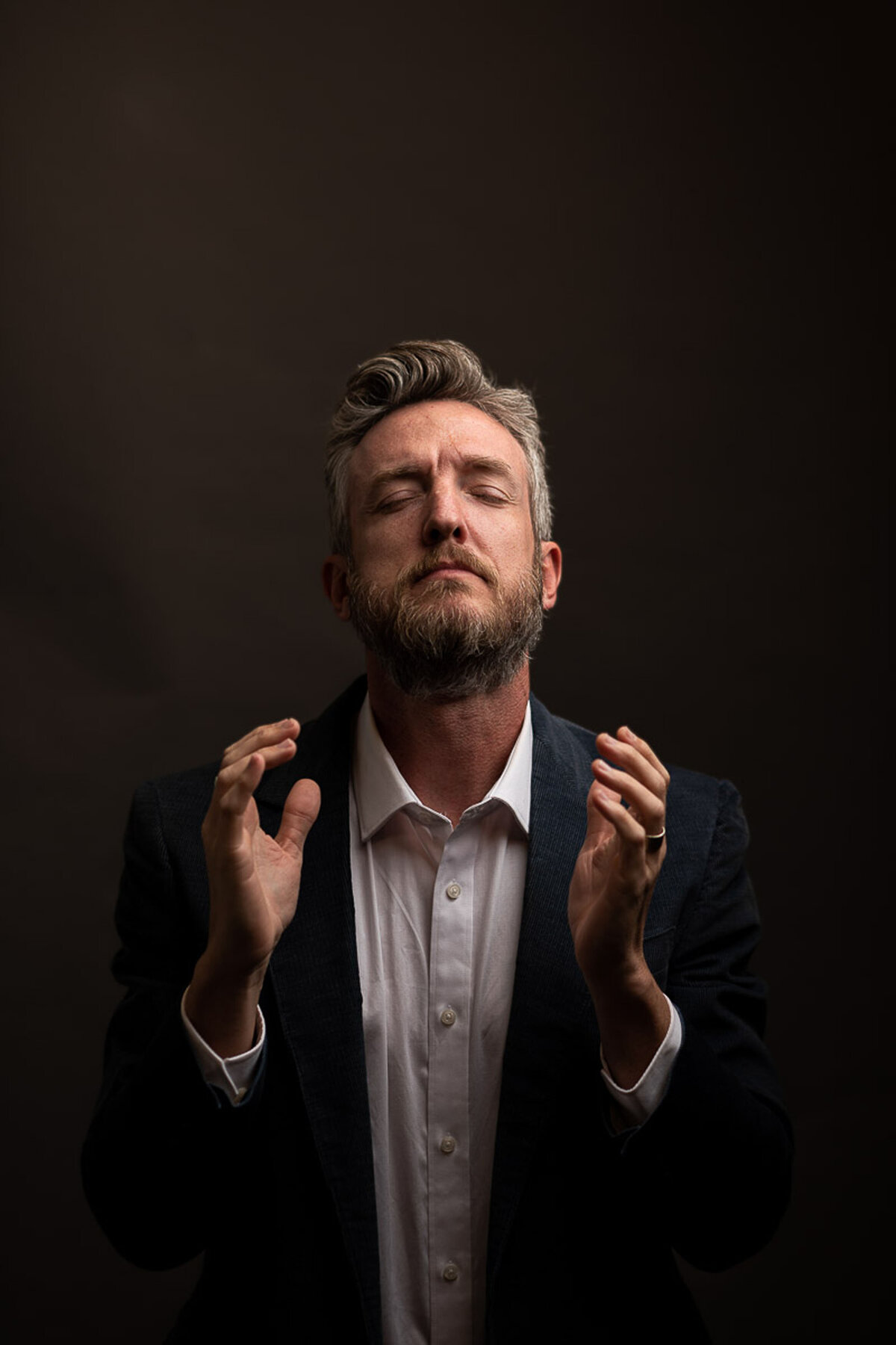 Downtown-Charleston-Studio-Personal-Branding-Photographer-Musician-Speaker-Though-Leader-Entrepreneur-Editorial-Portrait