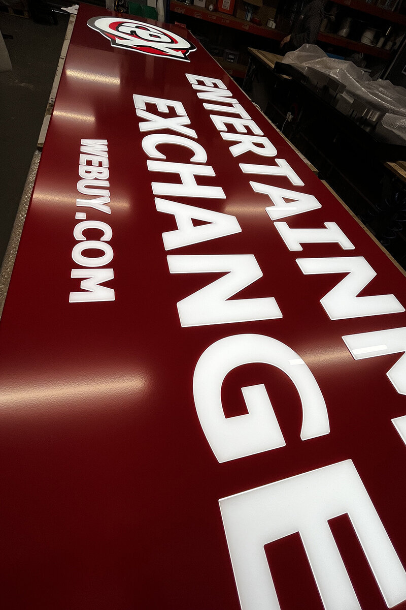 ellis-signs-aperture-cut-aluminium-panel-push-through-acrylic-newcastle-gateshead-north-east