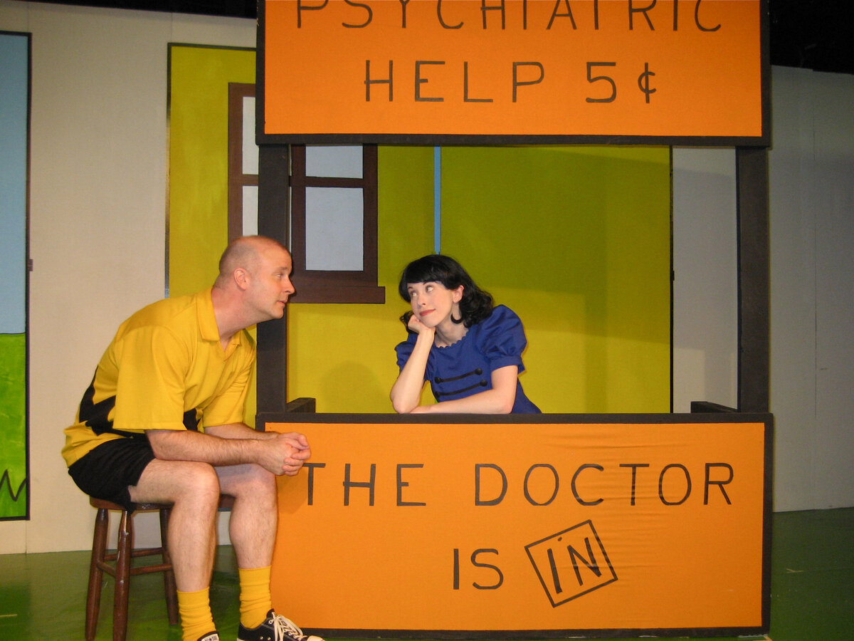 09 Youre A Good Man Charlie Brown - Lucy - Doctor is In