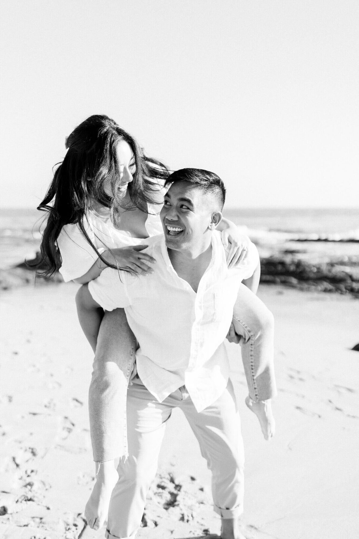laguna-beach-engagement-photos-12