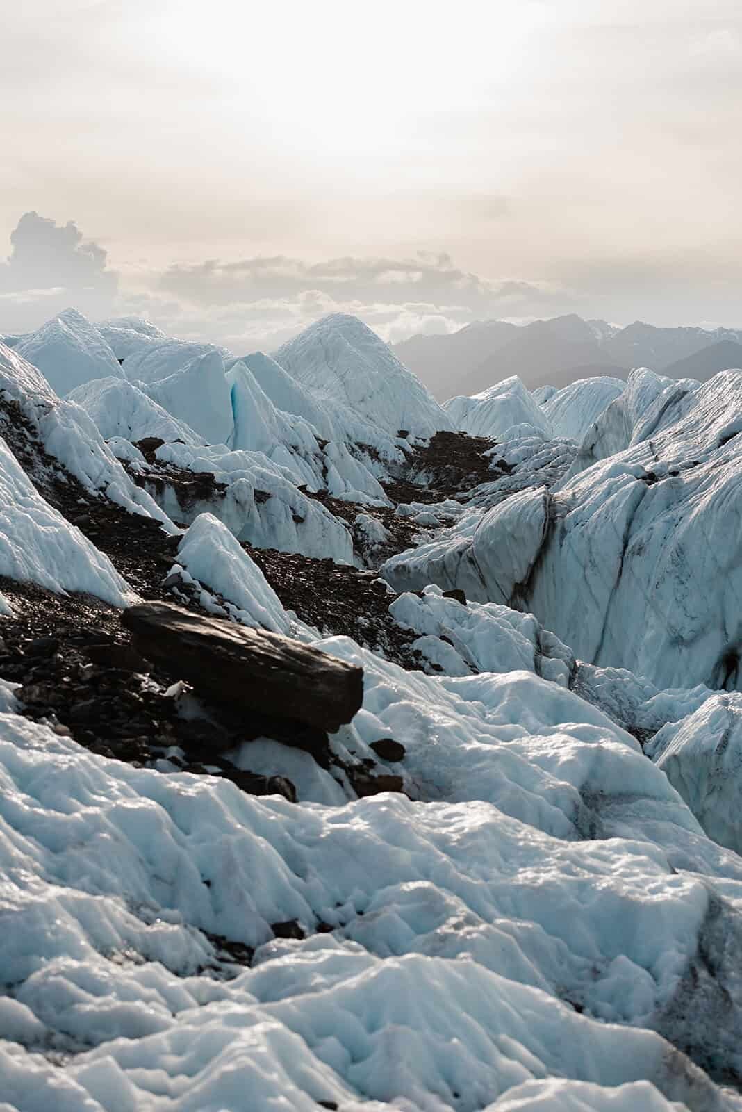 photographer-for-elopement-weddings-on-glaciers-in-alaska-without-a-helicopter-Soul-and-Sky-Weddings.jpg