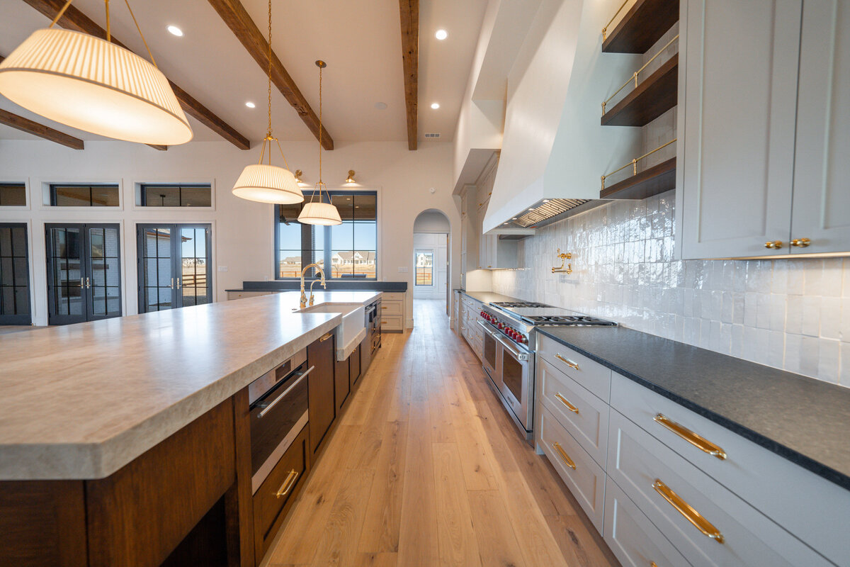 Custom Home Northlake Transitional Cambridge (18)
