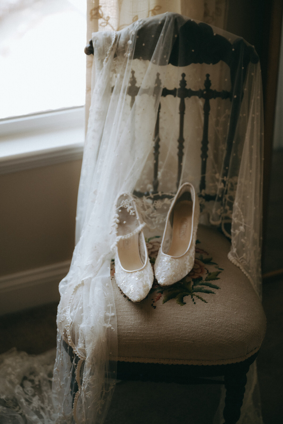 documentary-wedding-photographer-charleston-candid-editorial-pawleys-island-greenville-sc4