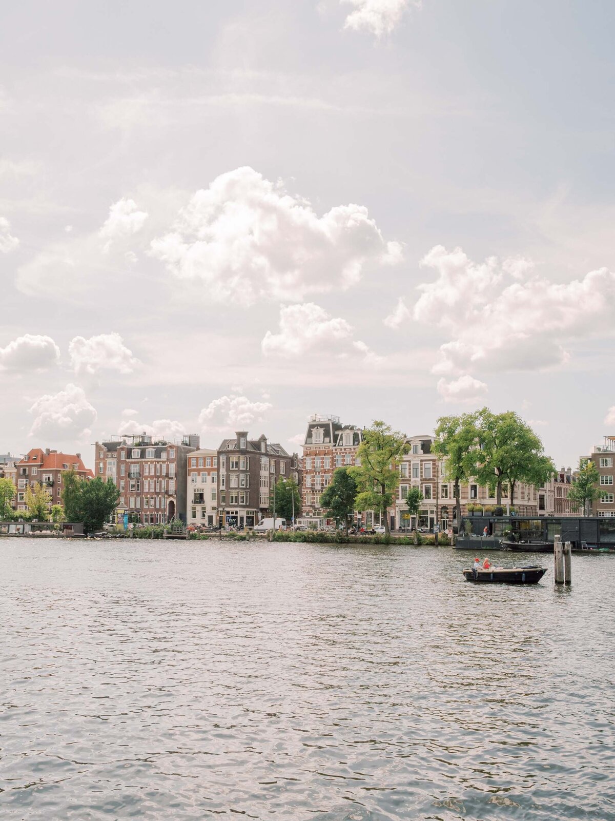 marriage-proposal-amsterdam-canal-4
