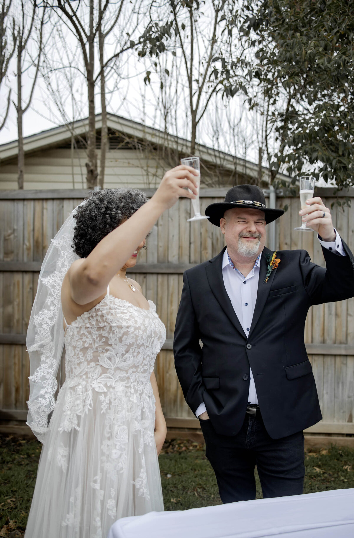 a micro wedding in dfw area