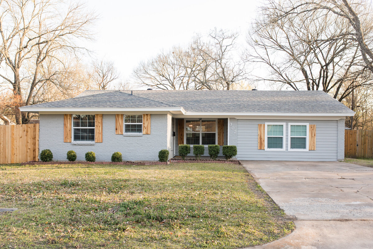 Glen Oaks-001